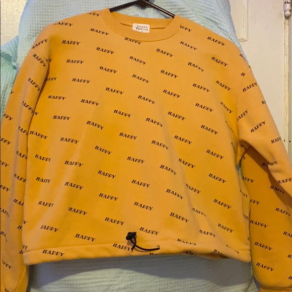 Nice sweater - Picture 5 of 5